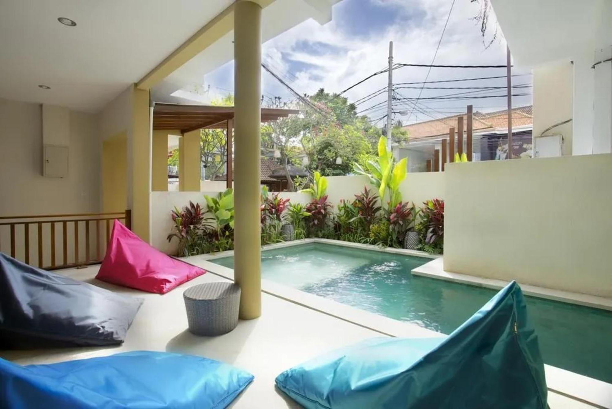 Kuta Suci Guesthouse المظهر الخارجي الصورة