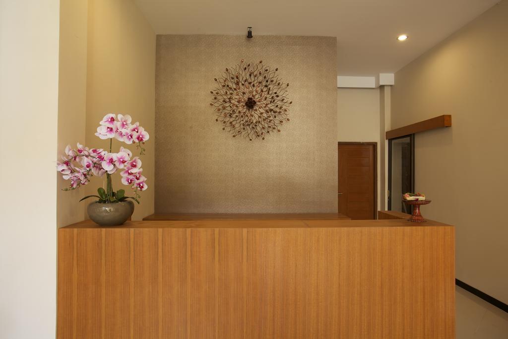 Kuta Suci Guesthouse المظهر الخارجي الصورة